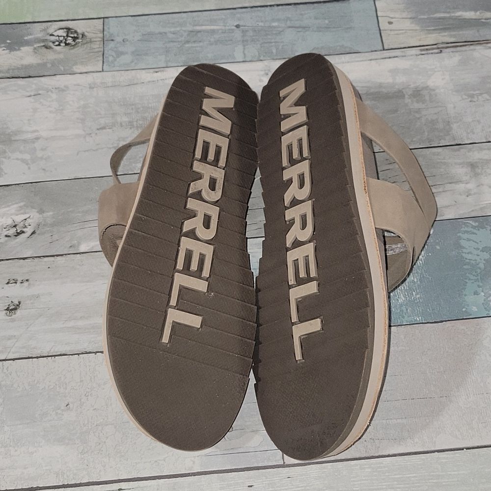 Merrell Women's Tan Sandals - Picture 6 of 6